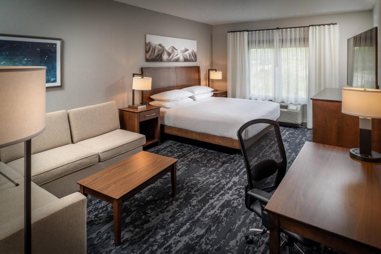 Delta Hotels By Marriott Huntington Mall Barboursville Exteriér fotografie