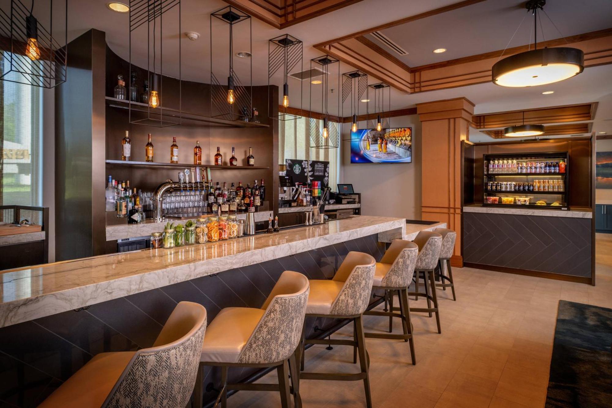 Delta Hotels By Marriott Huntington Mall Barboursville Exteriér fotografie